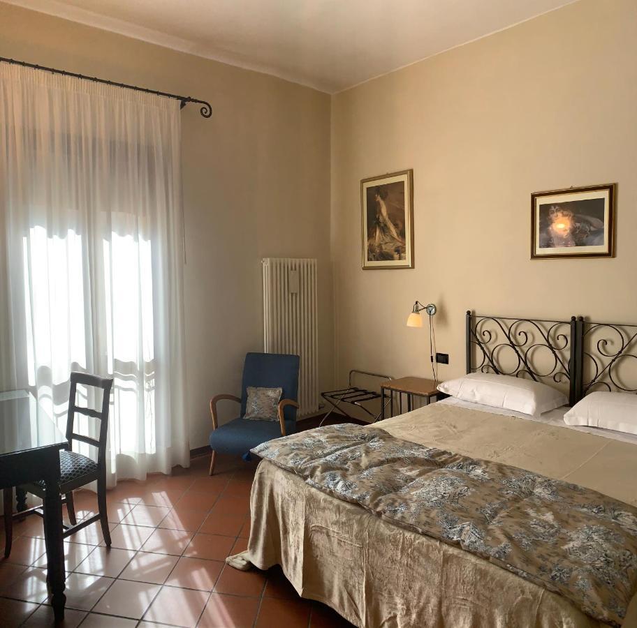 פררה Hotel De Prati מראה חיצוני תמונה