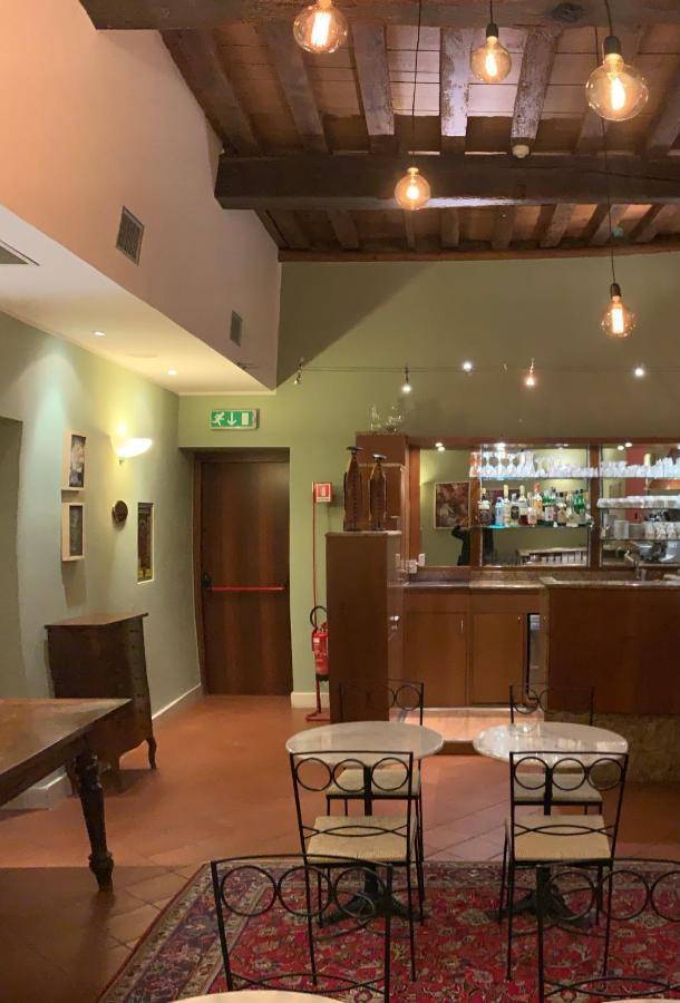 פררה Hotel De Prati מראה חיצוני תמונה