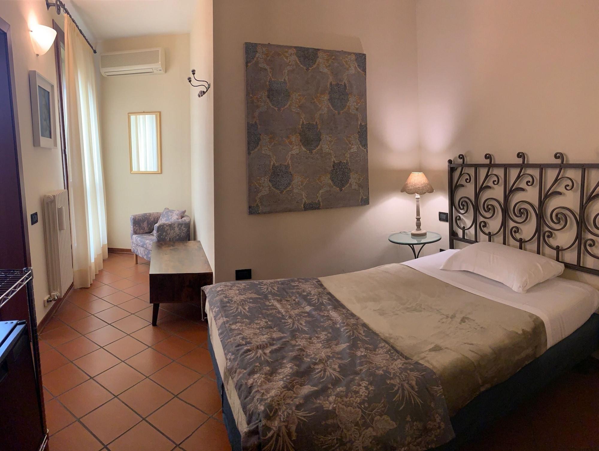 פררה Hotel De Prati מראה חיצוני תמונה