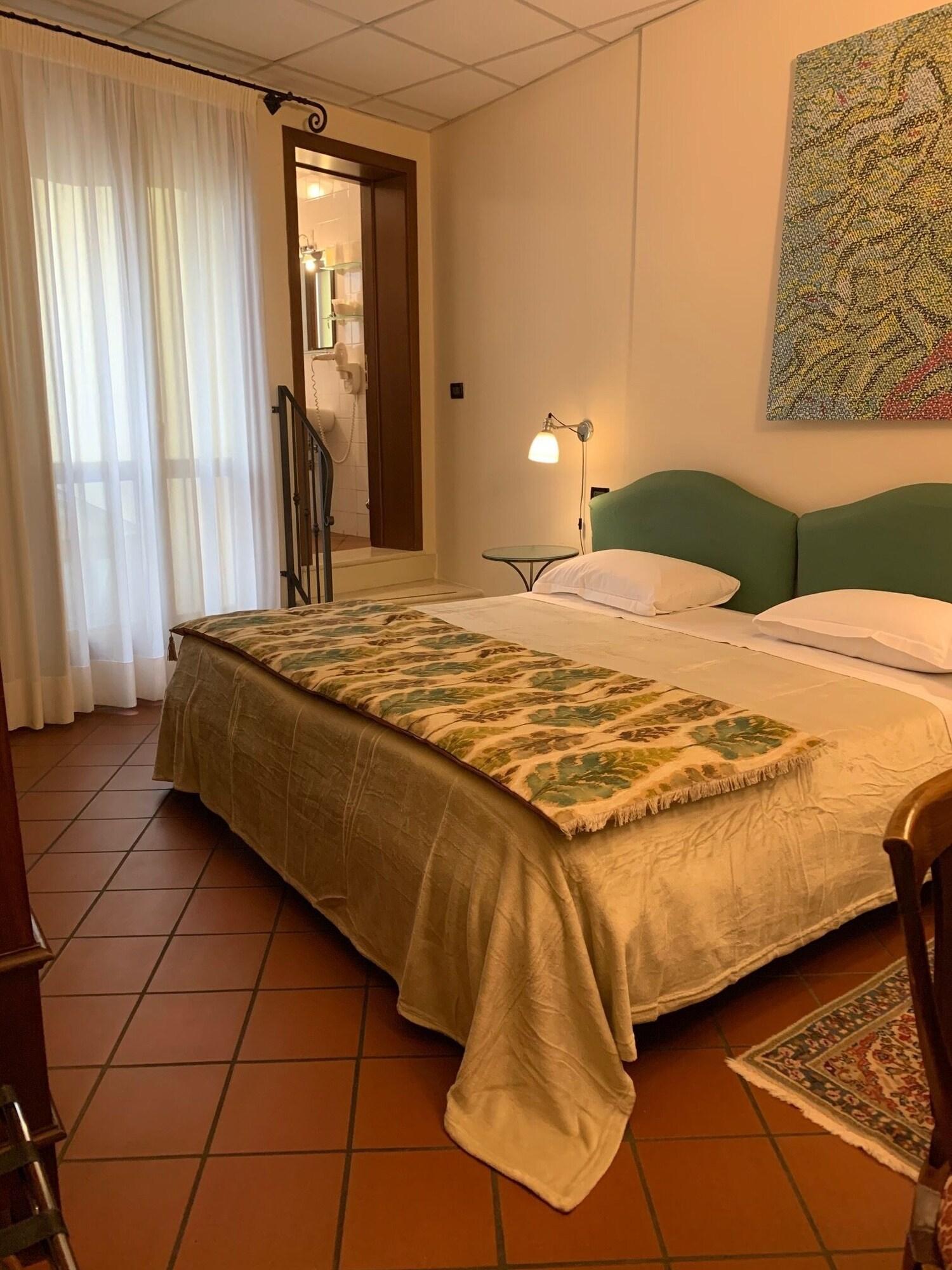 פררה Hotel De Prati מראה חיצוני תמונה