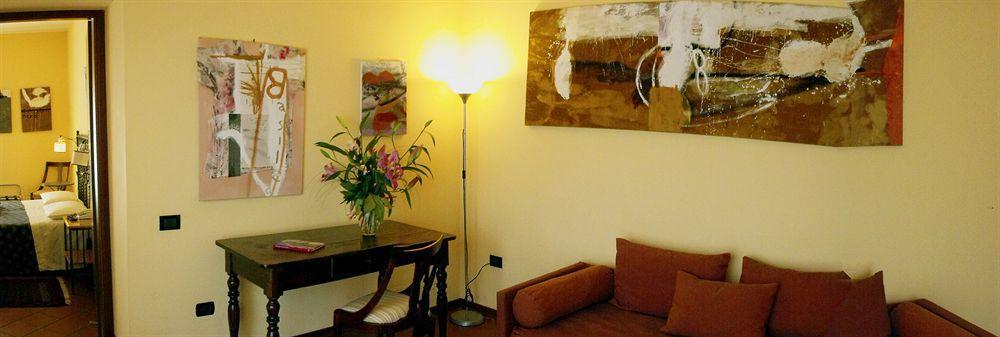 פררה Hotel De Prati מראה חיצוני תמונה